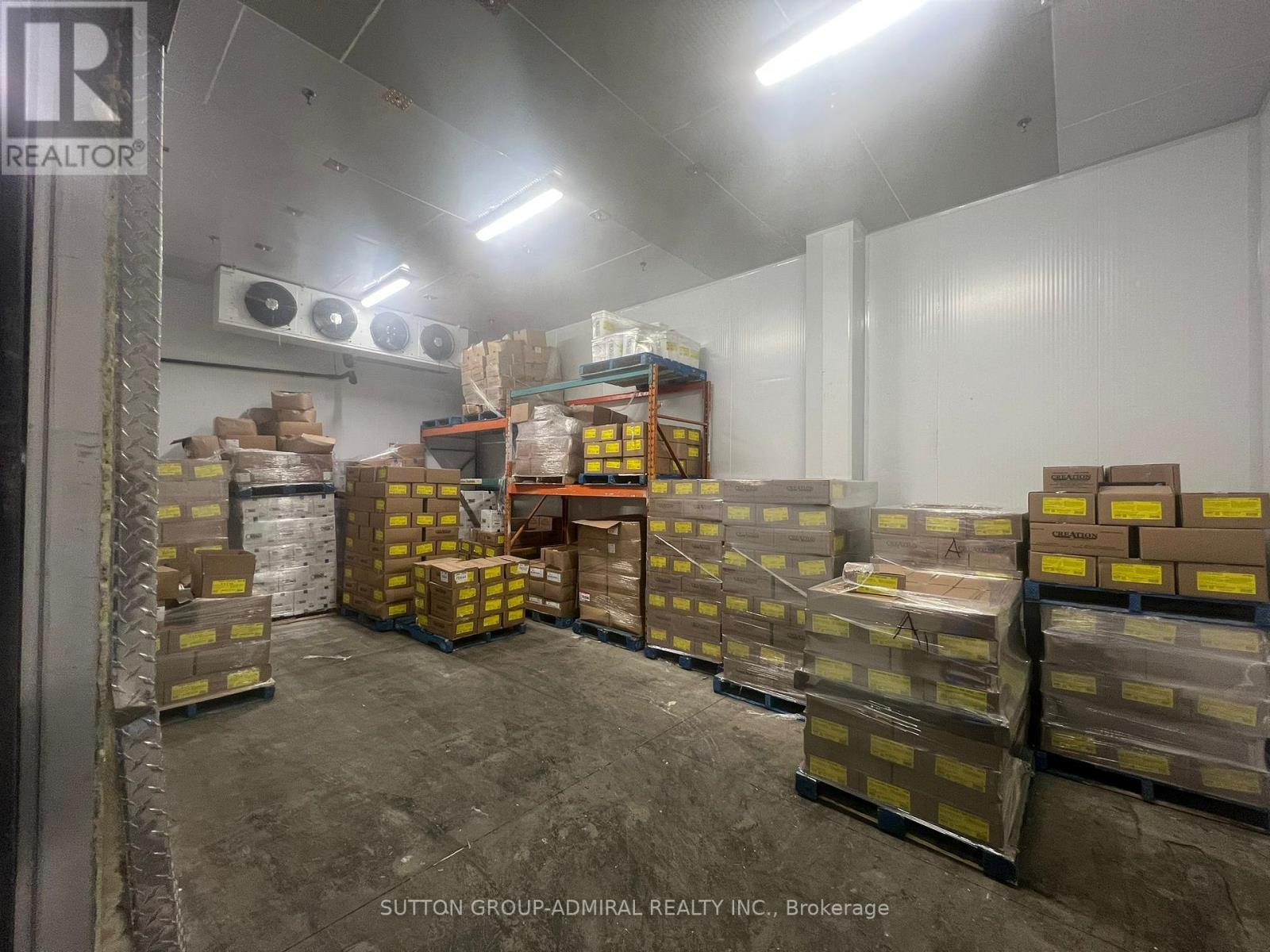 14 - 418 Hanlan Road, Vaughan, ON