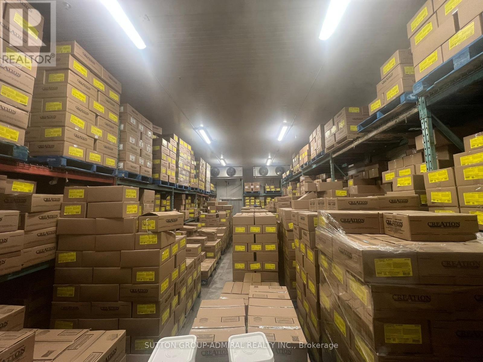 14 - 418 Hanlan Road, Vaughan, ON