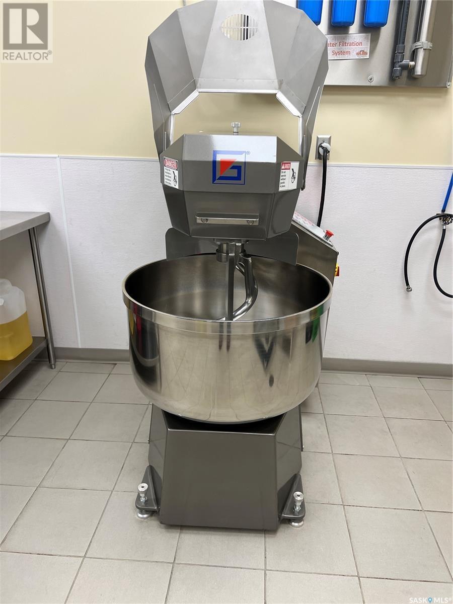 1 1418 Central Avenue, Saskatoon, SK