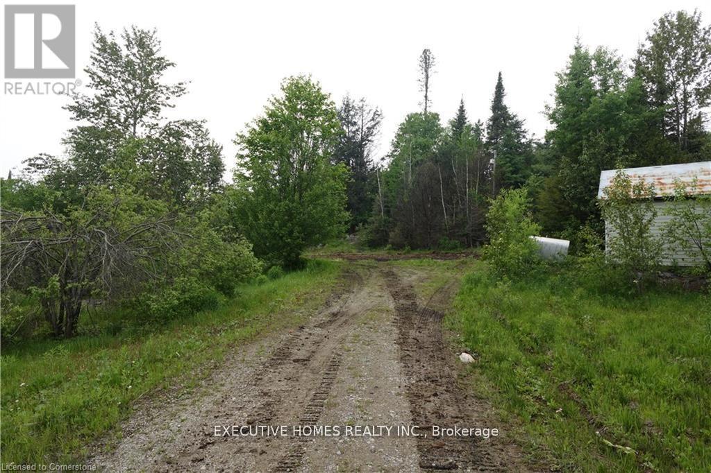 1014 Bulrush Trail, Highlands East, ON