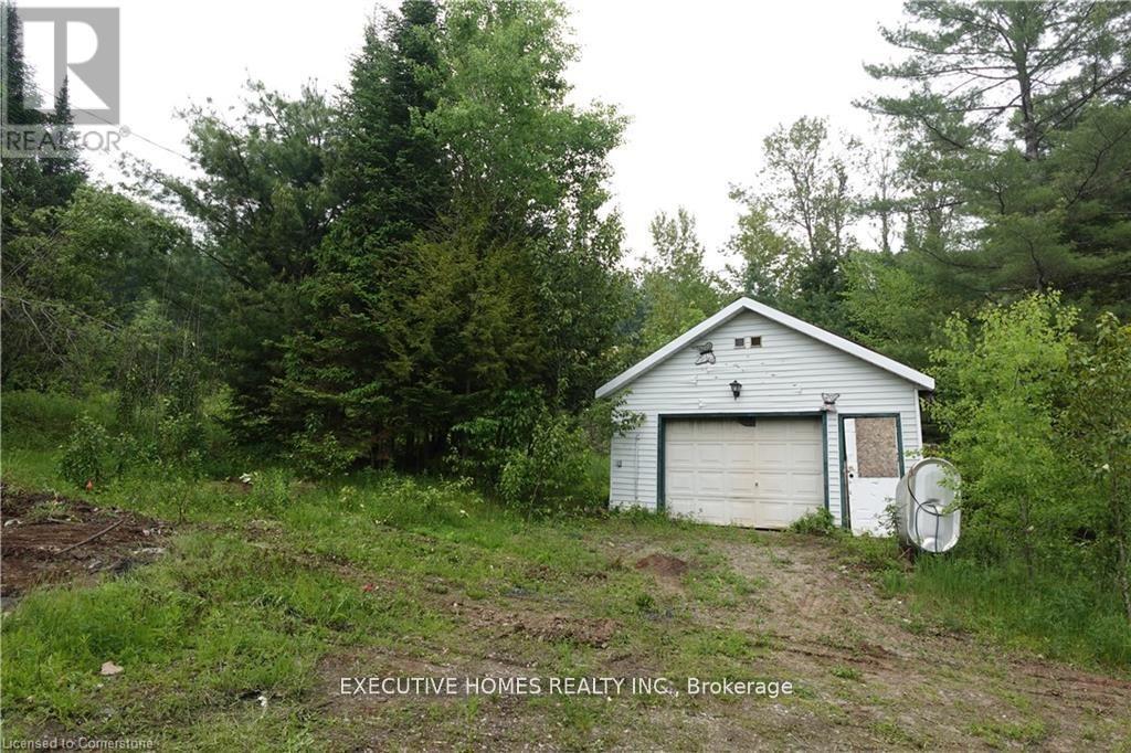 1014 Bulrush Trail, Highlands East, ON