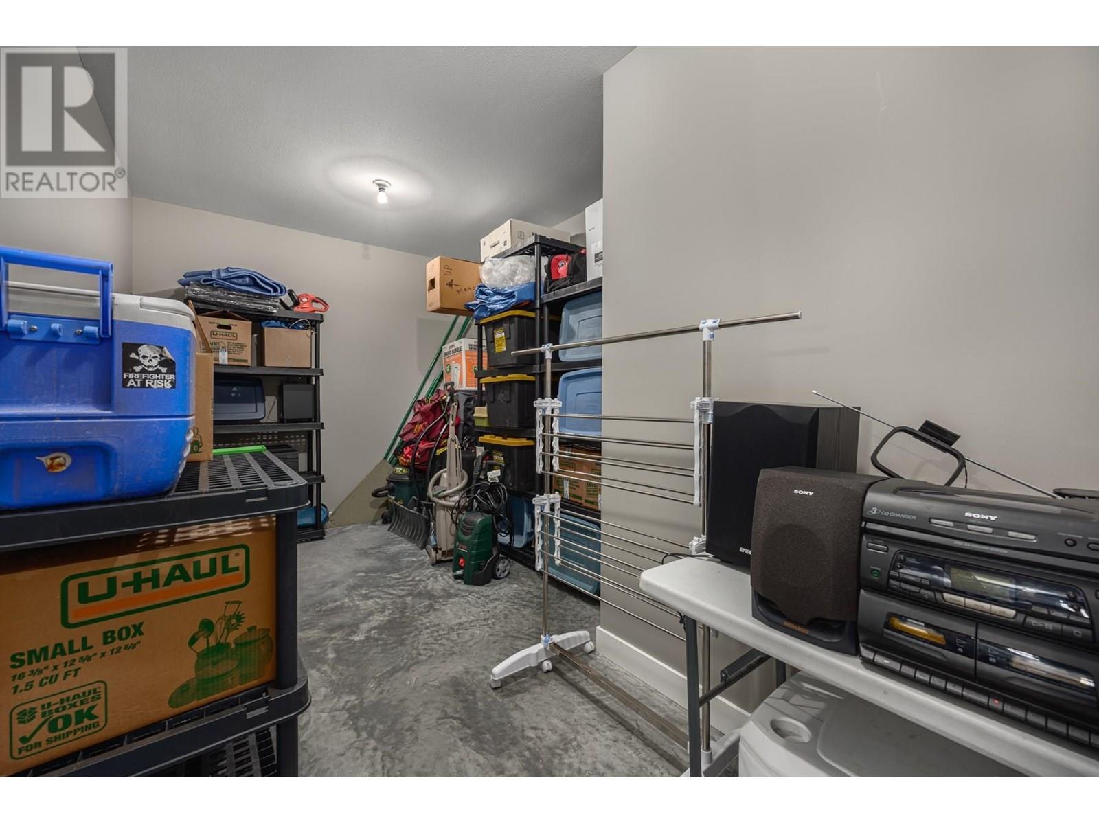 4038 Rio Vista Way, Kamloops, BC - Indoor