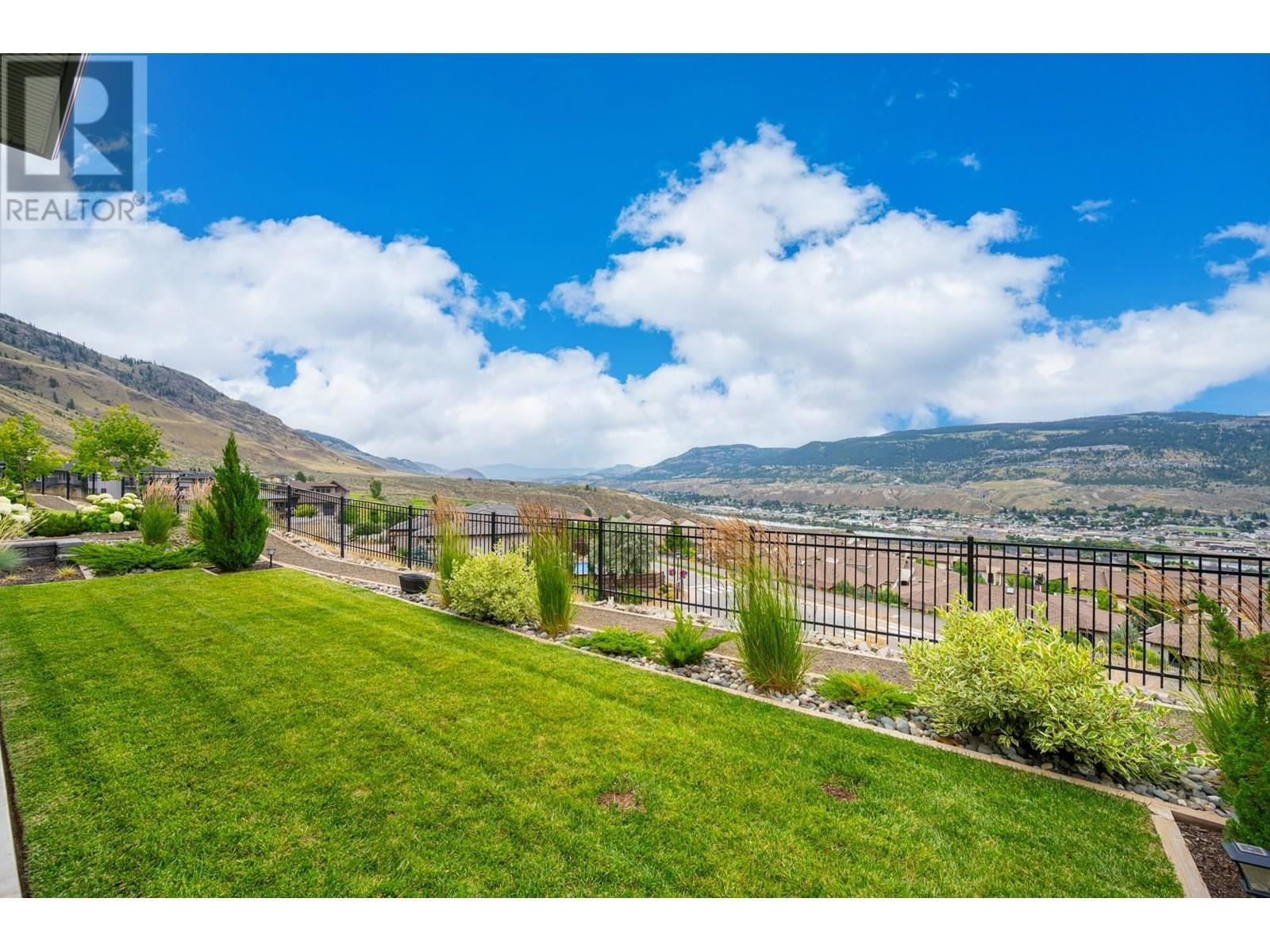 4038 Rio Vista Way, Kamloops, BC - Outdoor With View