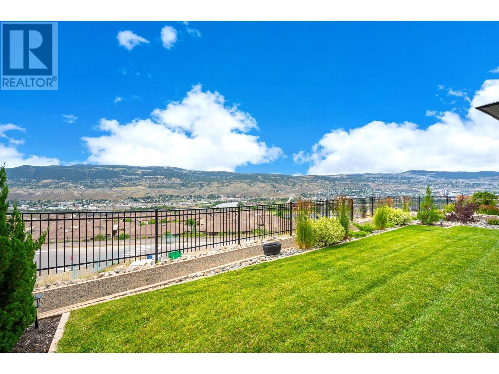 4038 Rio Vista Way, Kamloops, BC - Outdoor With View