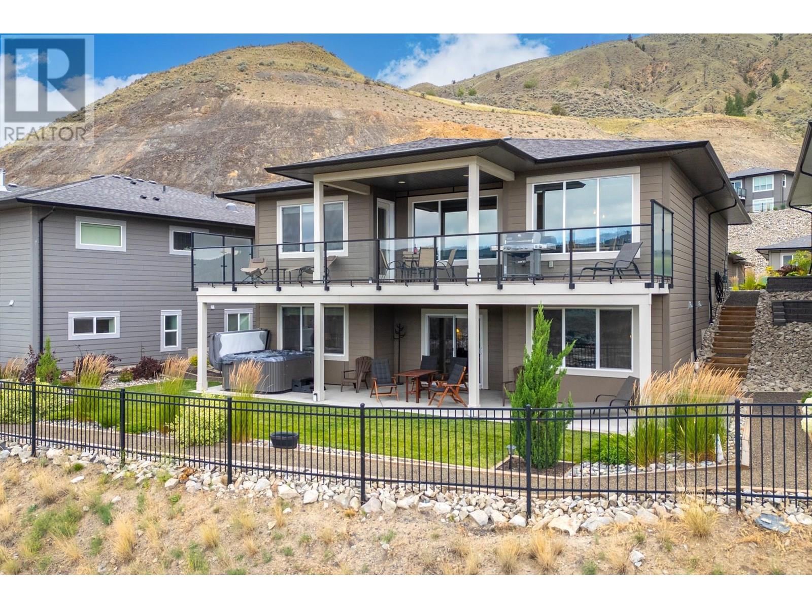 4038 Rio Vista Way, Kamloops, BC - Outdoor With Deck Patio Veranda