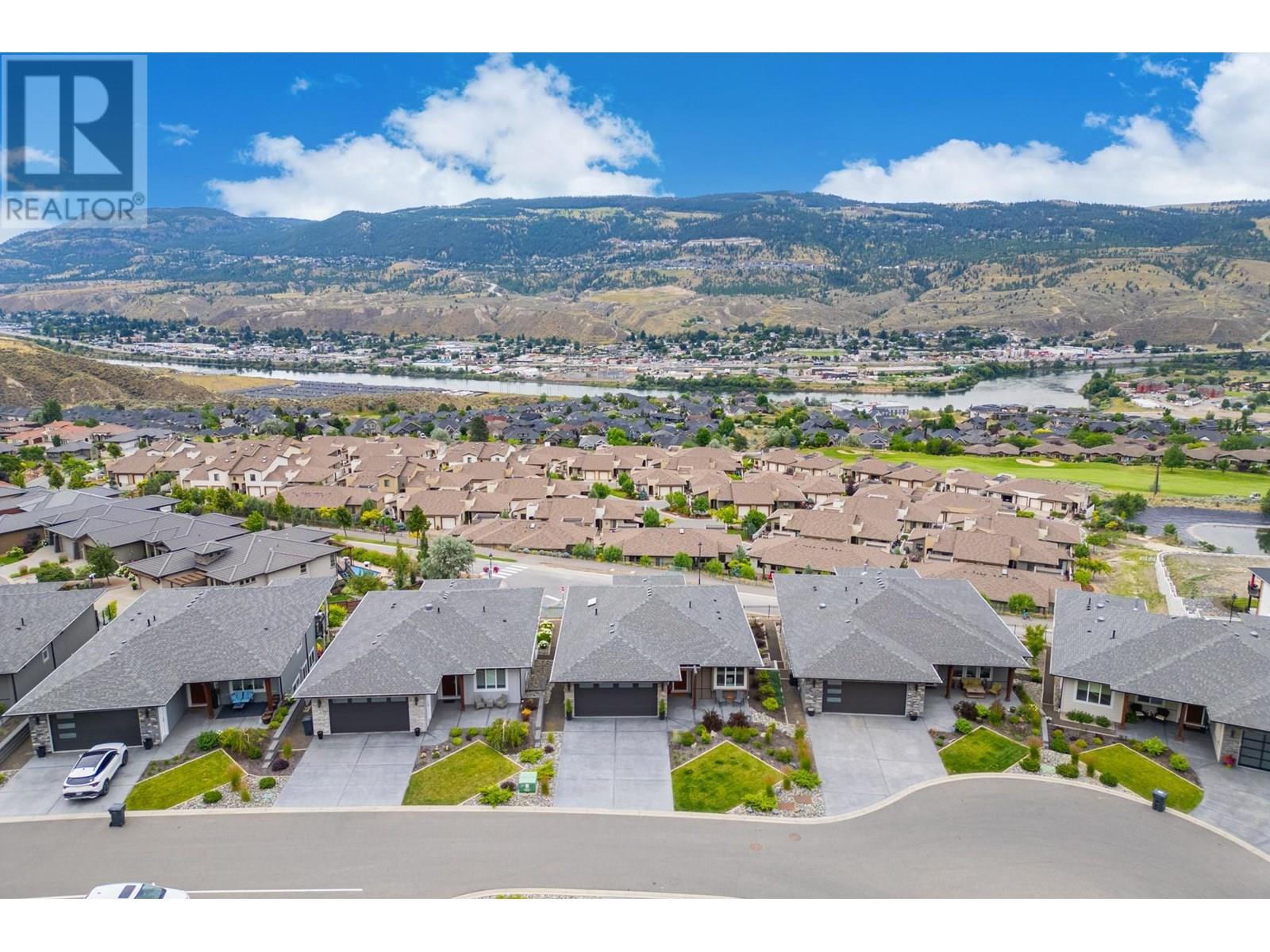 4038 Rio Vista Way, Kamloops, BC - Outdoor With View