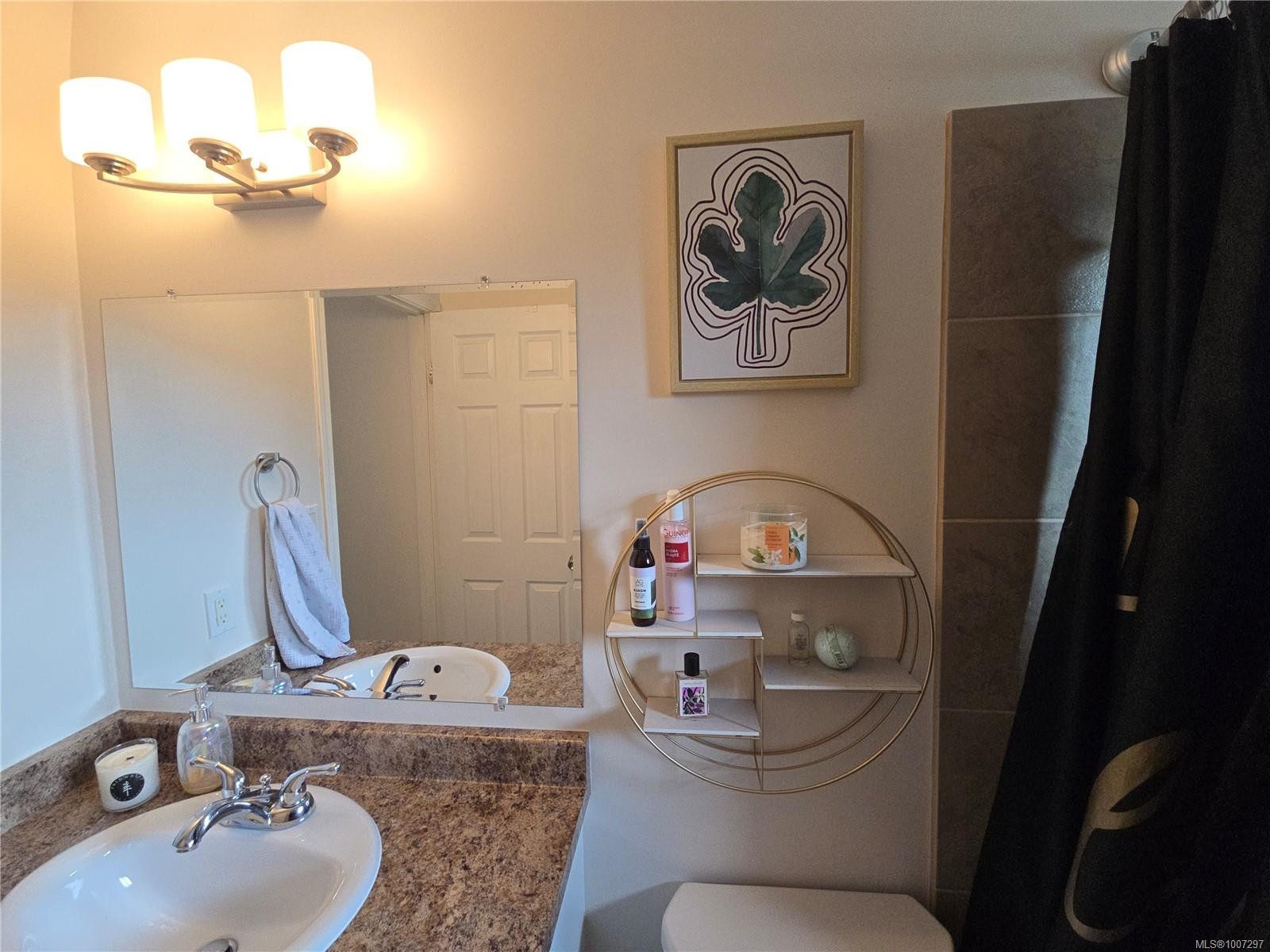 A-9477 Scott St, Port Hardy, BC - Indoor Photo Showing Bathroom