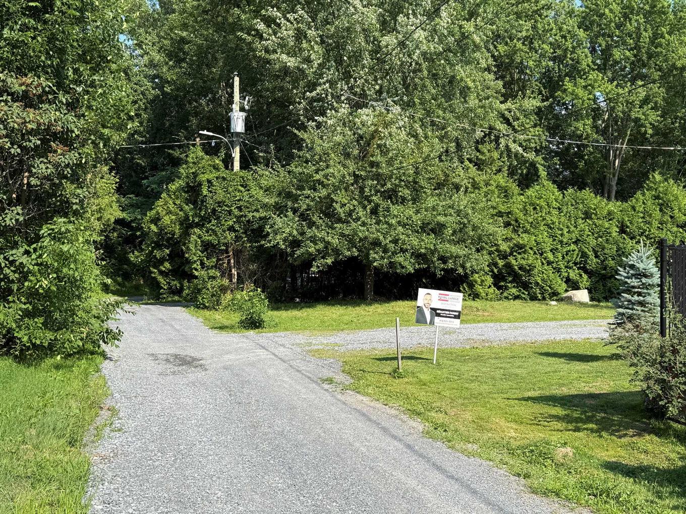 Rue - 45E Rue E., Venise-En-Québec, QC