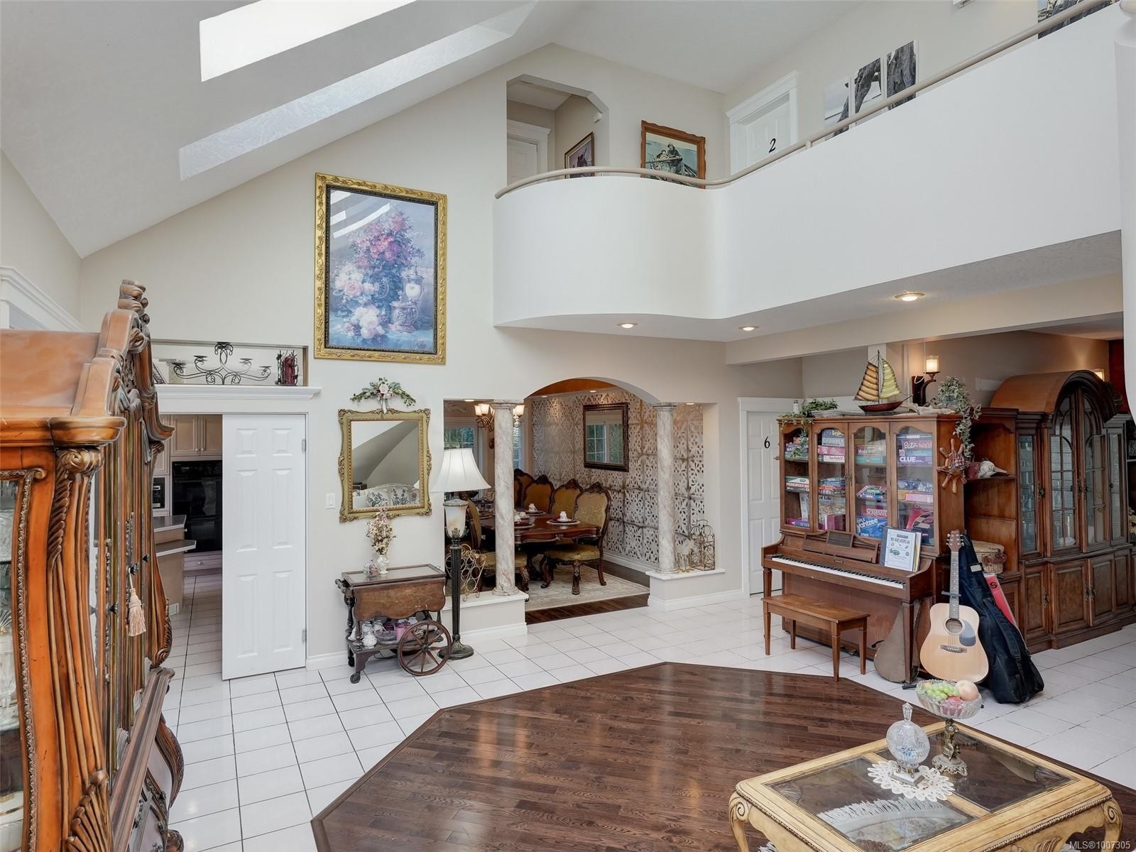 8626 Lochside Dr, North Saanich, BC