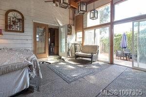8626 Lochside Dr, North Saanich, BC