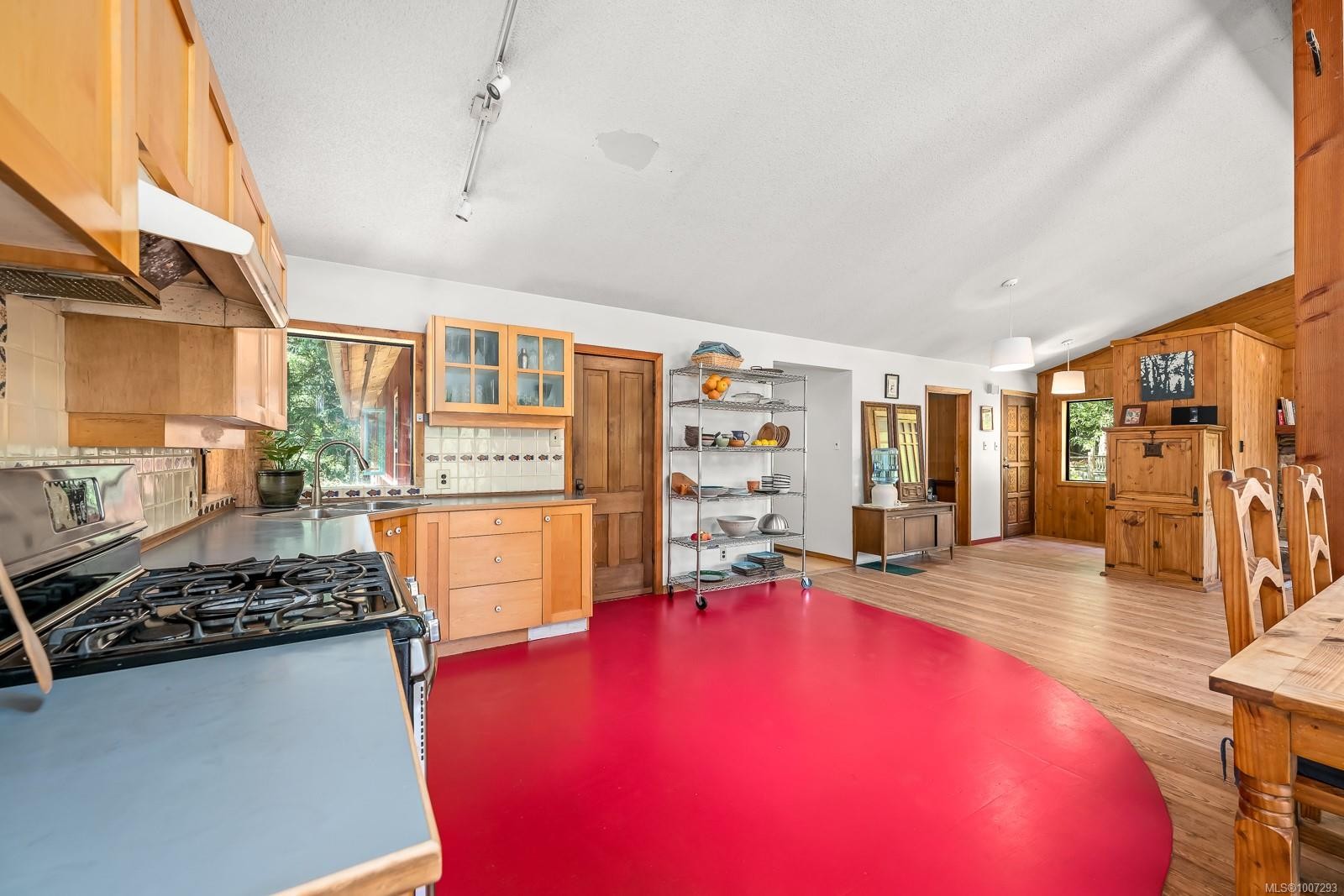 9900 Greenhill Rd, Denman Island, BC