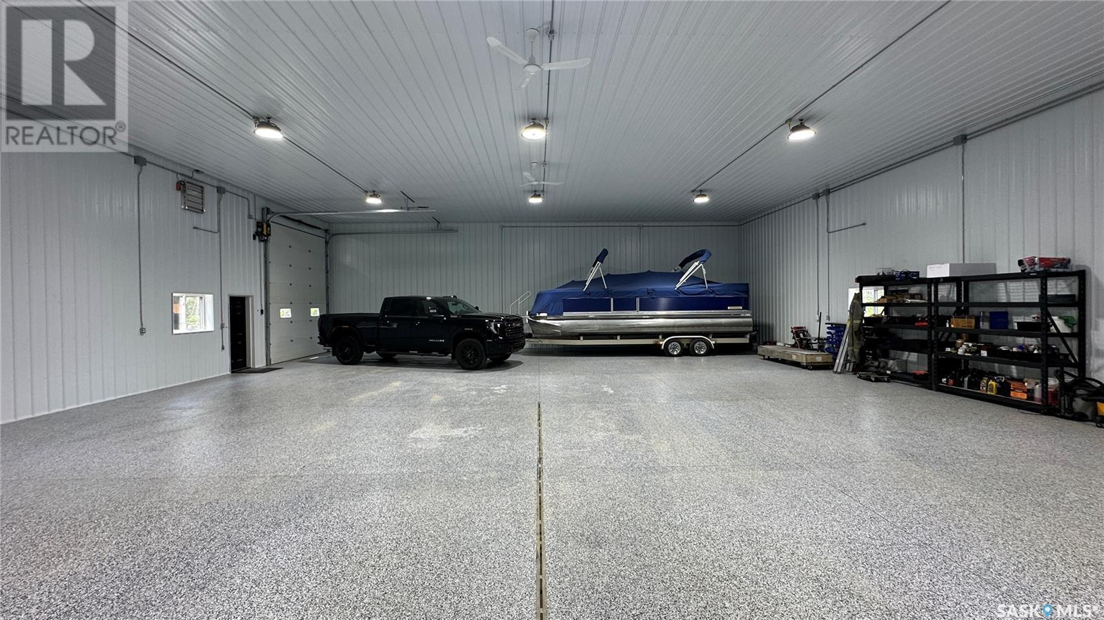 Melfort Acreage, Willow Creek Rm No. 458, SK - Indoor Photo Showing Garage