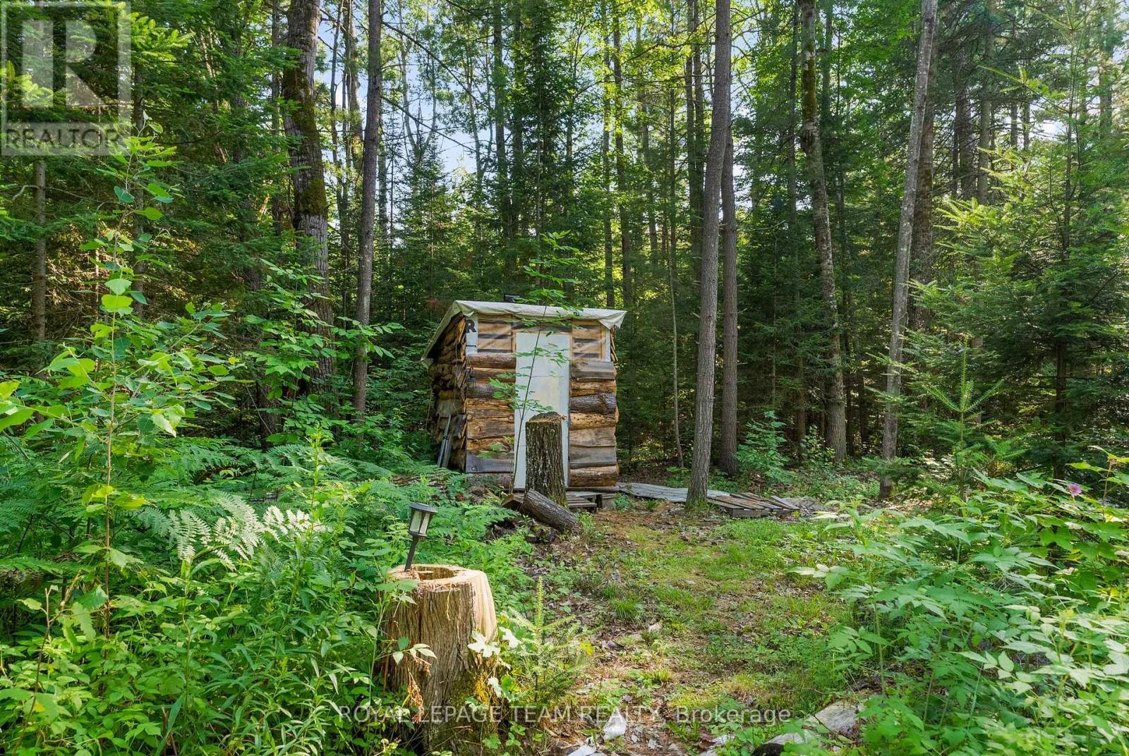 Outhouse - 00 Highway 41 Highway, Bonnechere Valley, ON
