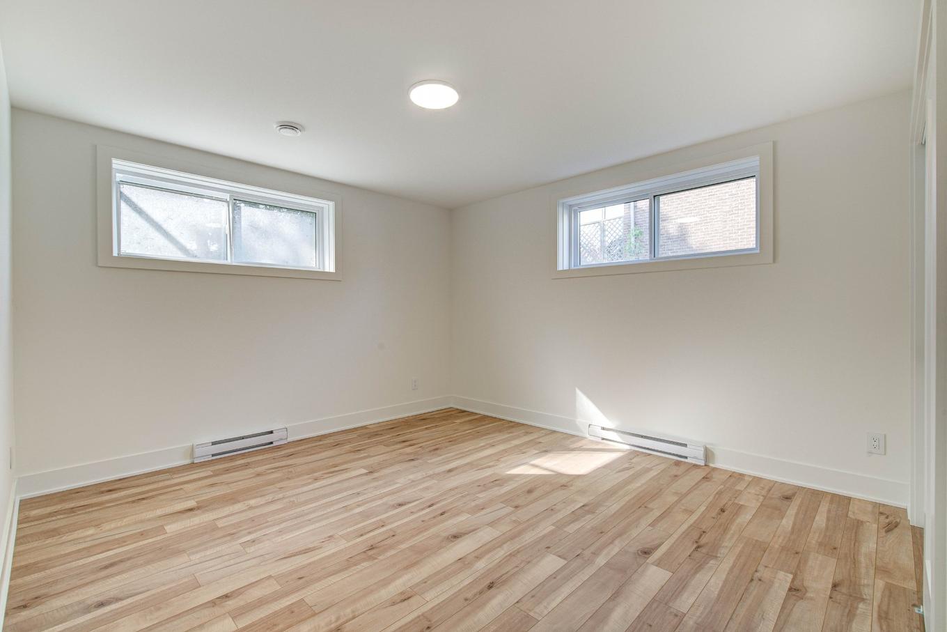 Bedroom - Rue Des Fortifications, Saint-Jean-Sur-Richelieu, QC - Indoor Photo Showing Other Room