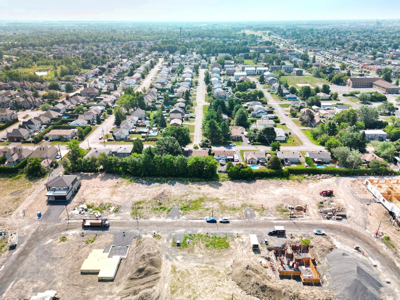 Aerial photo - Rue Des Fortifications, Saint-Jean-Sur-Richelieu, QC - Outdoor With View