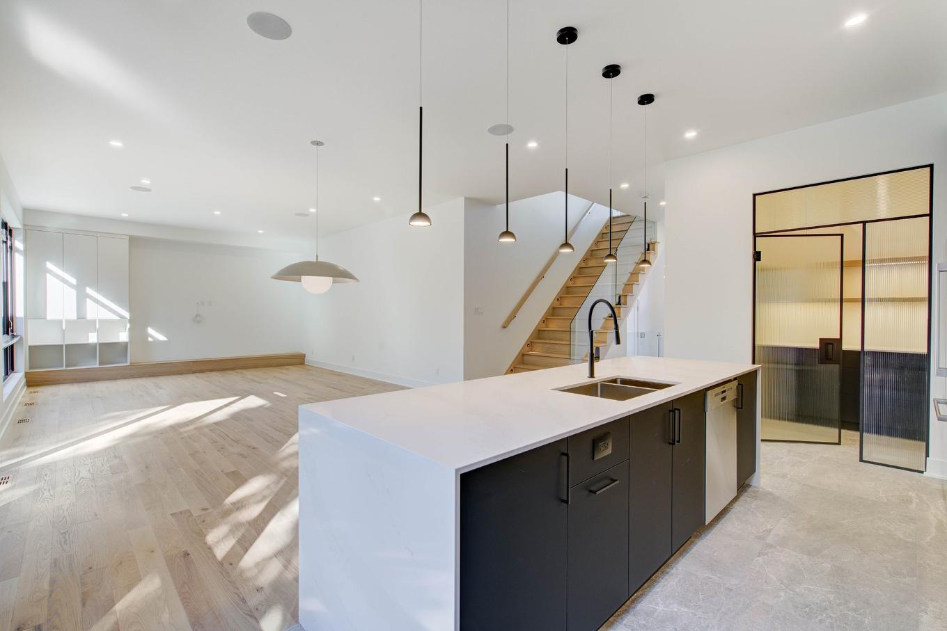 Kitchen - Rue Des Fortifications, Saint-Jean-Sur-Richelieu, QC - Indoor Photo Showing Kitchen With Double Sink With Upgraded Kitchen