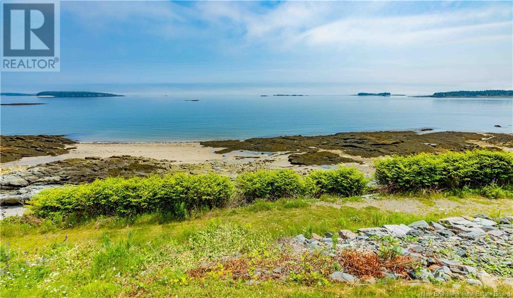 1424 Route 175, Pocologan, NB