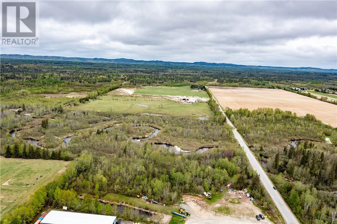 876 Montee Principale, Chelmsford, ON