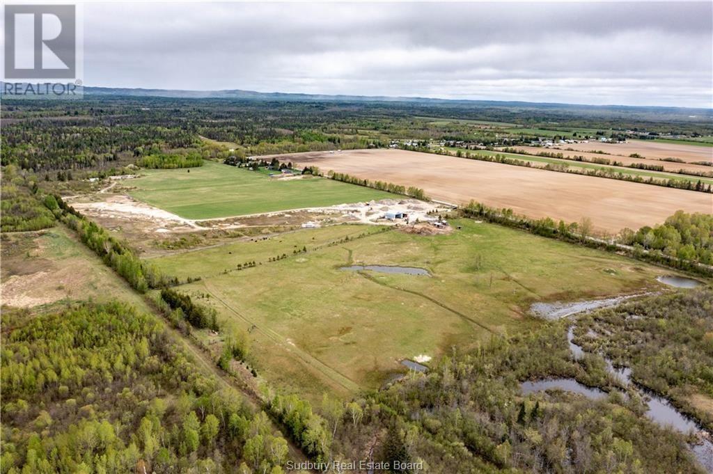 876 Montee Principale, Chelmsford, ON