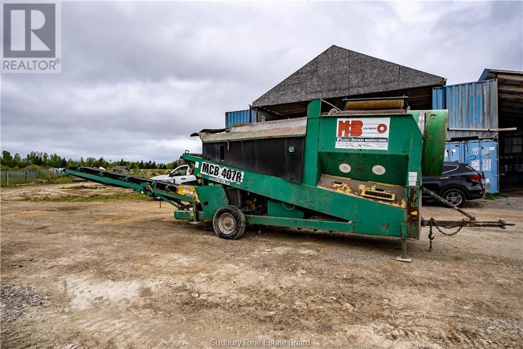 876 Montee Principale, Chelmsford, ON