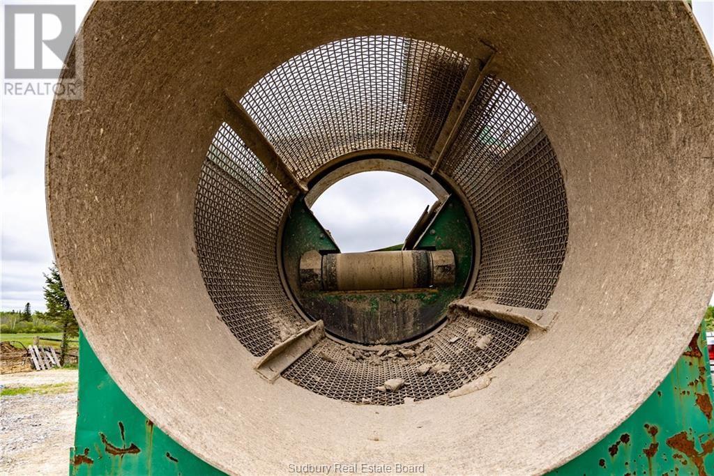 876 Montee Principale, Chelmsford, ON