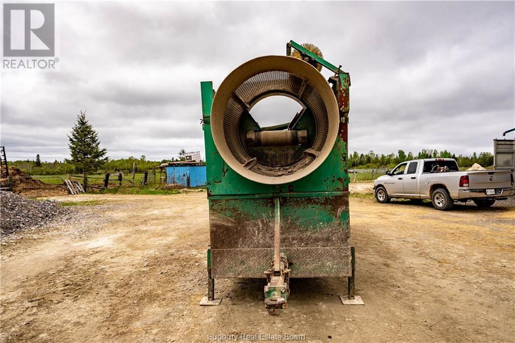 876 Montee Principale, Chelmsford, ON