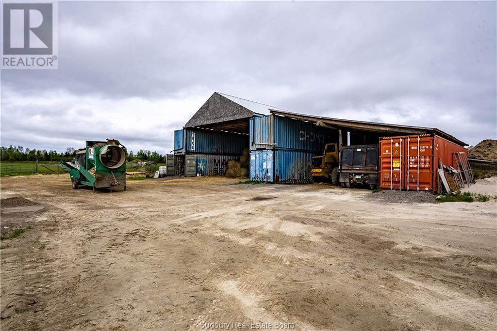 876 Montee Principale, Chelmsford, ON