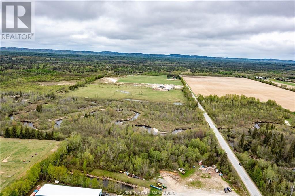 876 Montee Principale, Chelmsford, ON