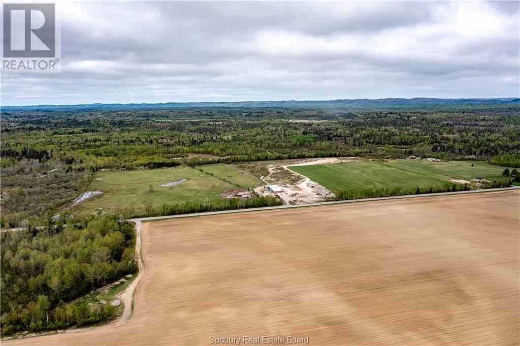 876 Montee Principale, Chelmsford, ON