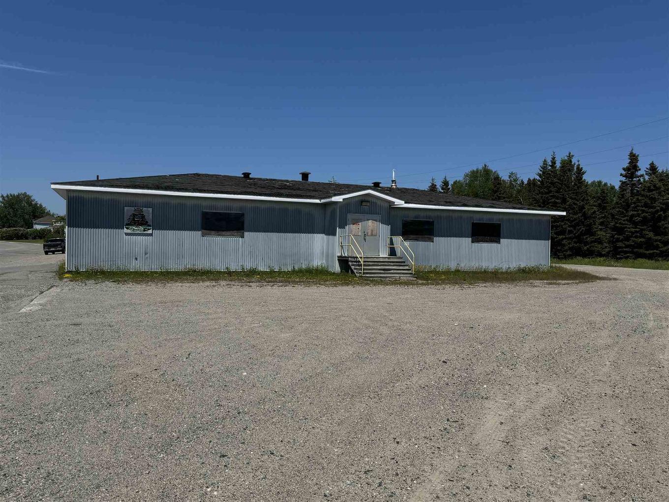 65 Stevens Ave, Marathon, ON