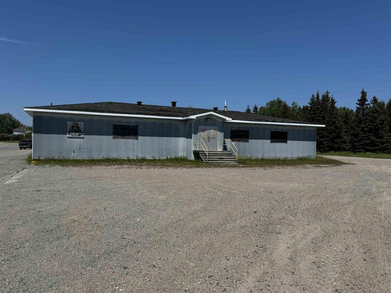 65 Stevens Ave, Marathon, ON