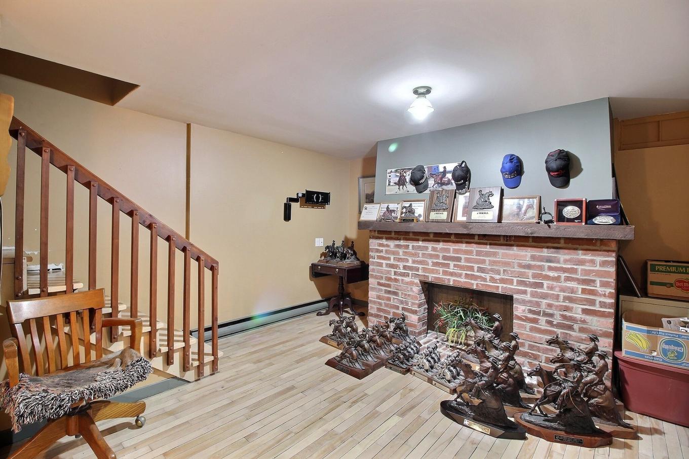 Office - 7655 Rue St-François N., Sherbrooke (Brompton/Rock Forest/Saint-Élie/Deauville), QC - Indoor With Fireplace