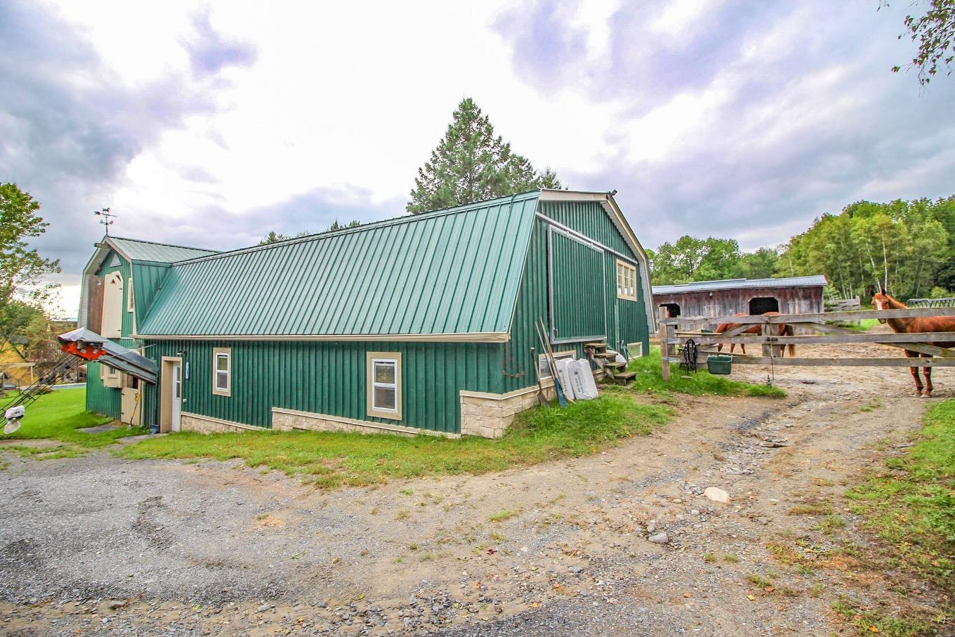 Stable - 7655 Rue St-François N., Sherbrooke (Brompton/Rock Forest/Saint-Élie/Deauville), QC - Outdoor With Exterior