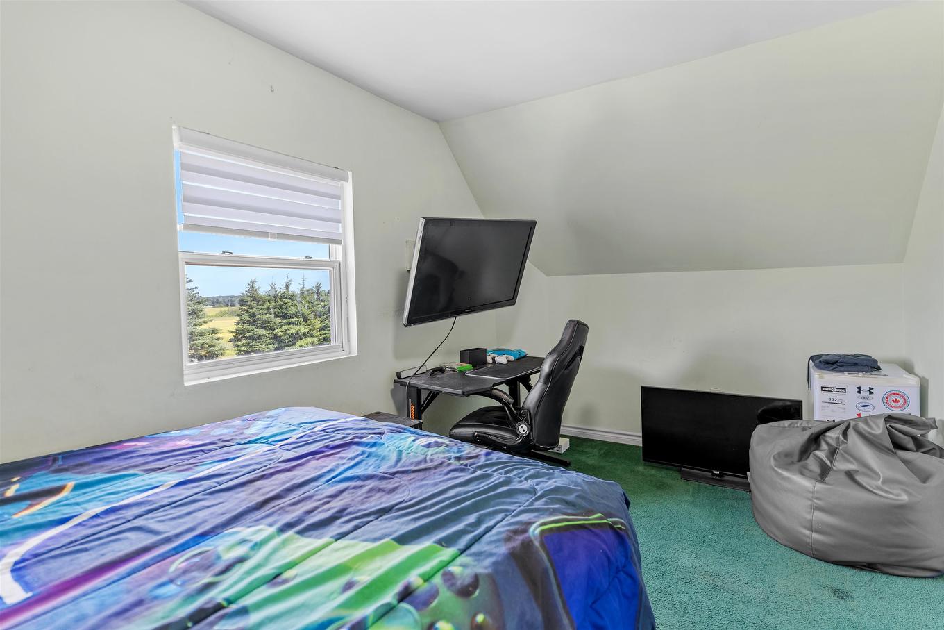 768 Dock Road, Elmsdale, PE