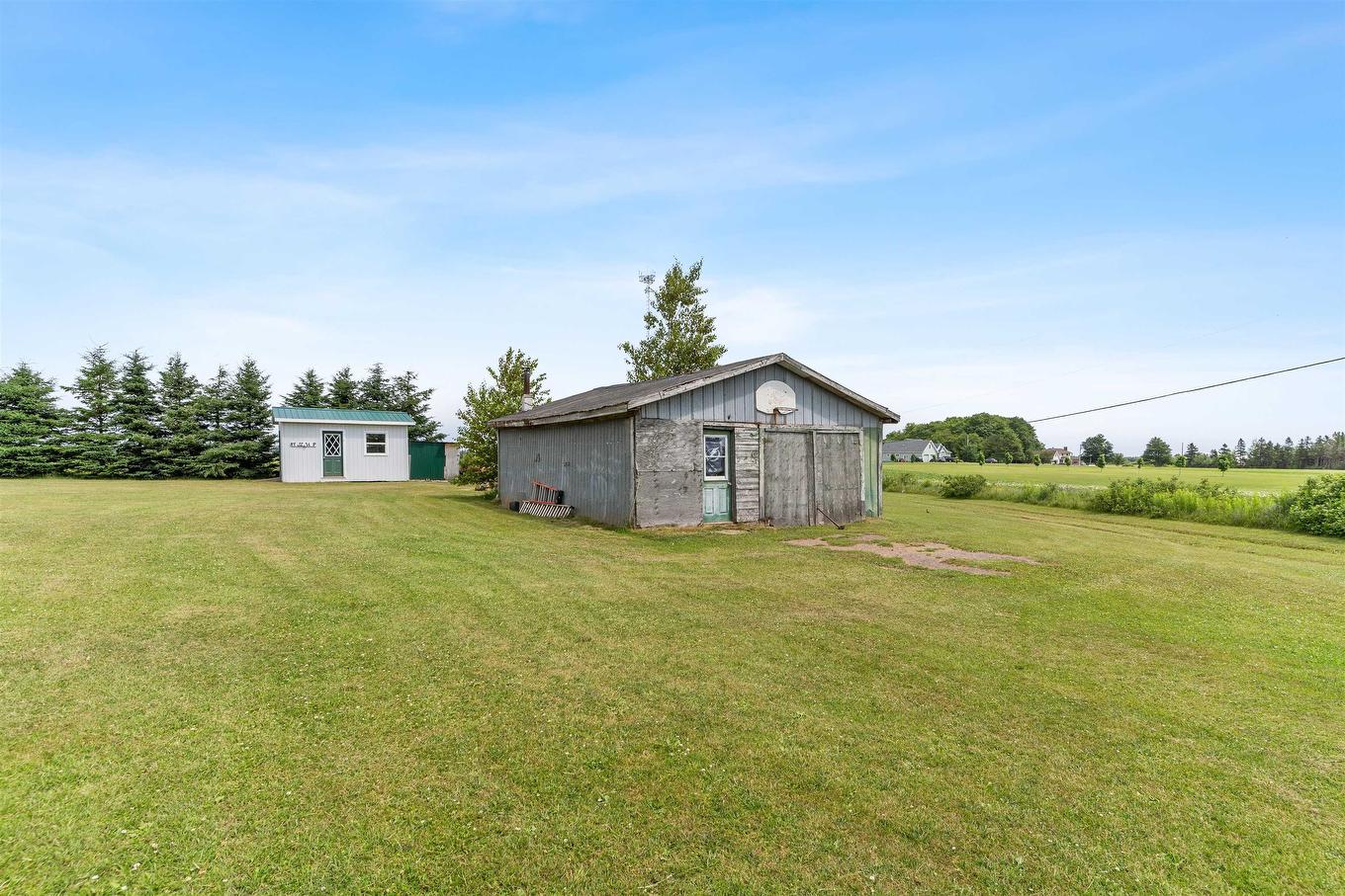 768 Dock Road, Elmsdale, PE