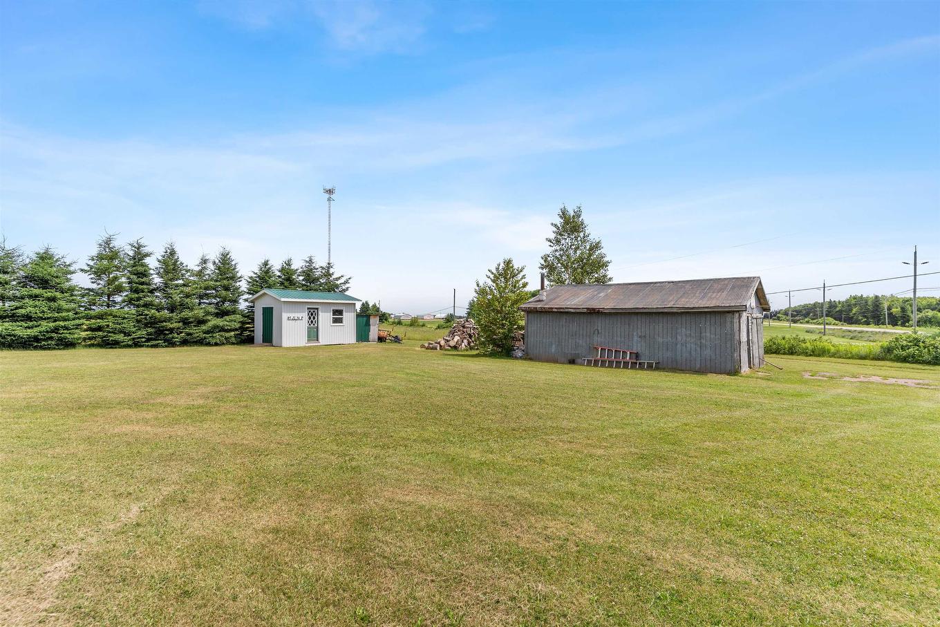 768 Dock Road, Elmsdale, PE