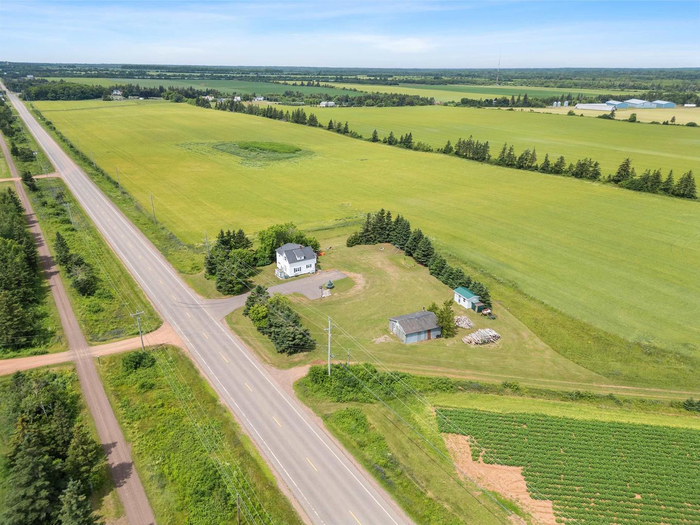 768 Dock Road, Elmsdale, PE