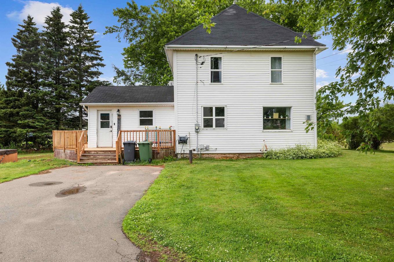 151 Lady Slipper Drive N, Miscouche, PE