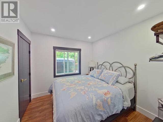 2545 Smelter Ave, Texada Island, BC - Indoor Photo Showing Bedroom