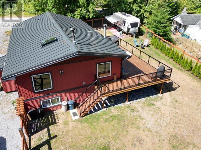 2545 Smelter Ave, Texada Island, BC - Outdoor With Deck Patio Veranda With Exterior