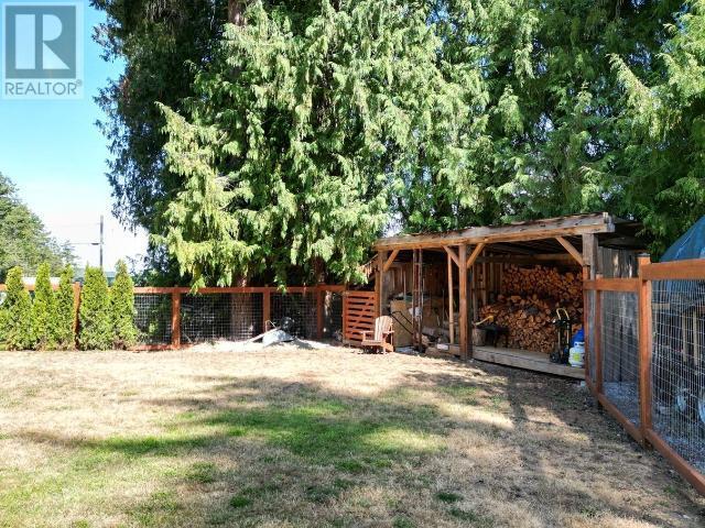 2545 Smelter Ave, Texada Island, BC - Outdoor