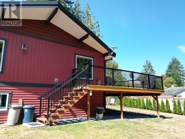 2545 Smelter Ave, Texada Island, BC - Outdoor With Deck Patio Veranda With Exterior