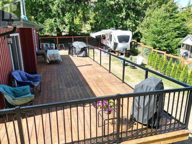 2545 Smelter Ave, Texada Island, BC - Outdoor With Deck Patio Veranda With Exterior