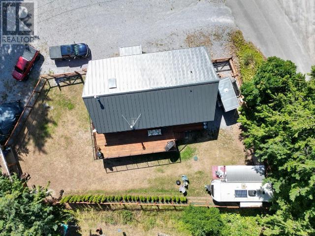 2545 Smelter Ave, Texada Island, BC - Outdoor