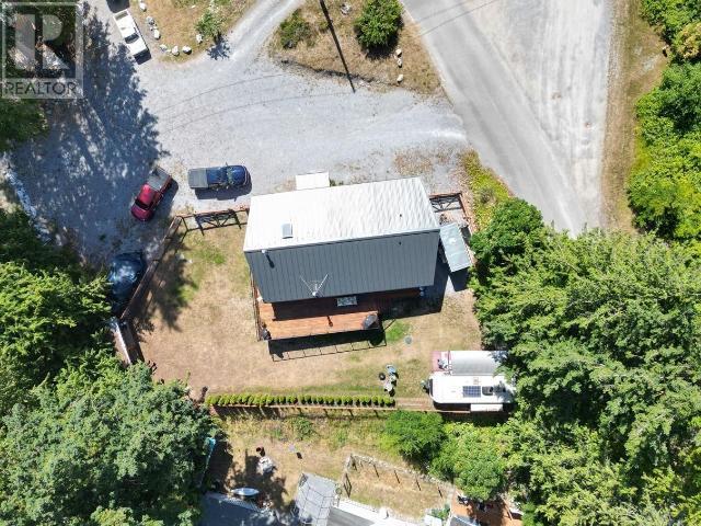 2545 Smelter Ave, Texada Island, BC - Outdoor