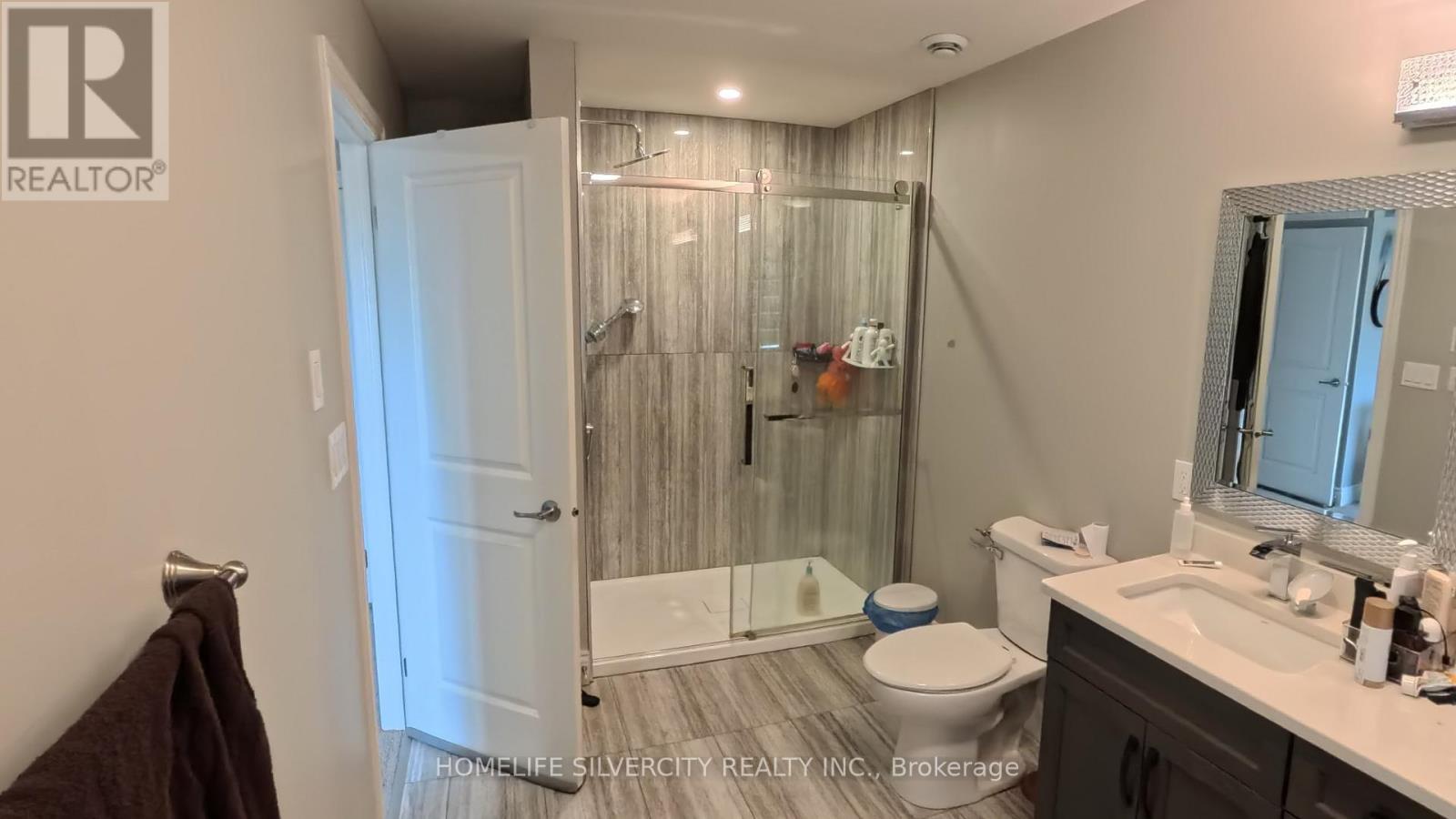 550 Bonaventure Court, Greater Sudbury, ON - Indoor Photo Showing Bathroom