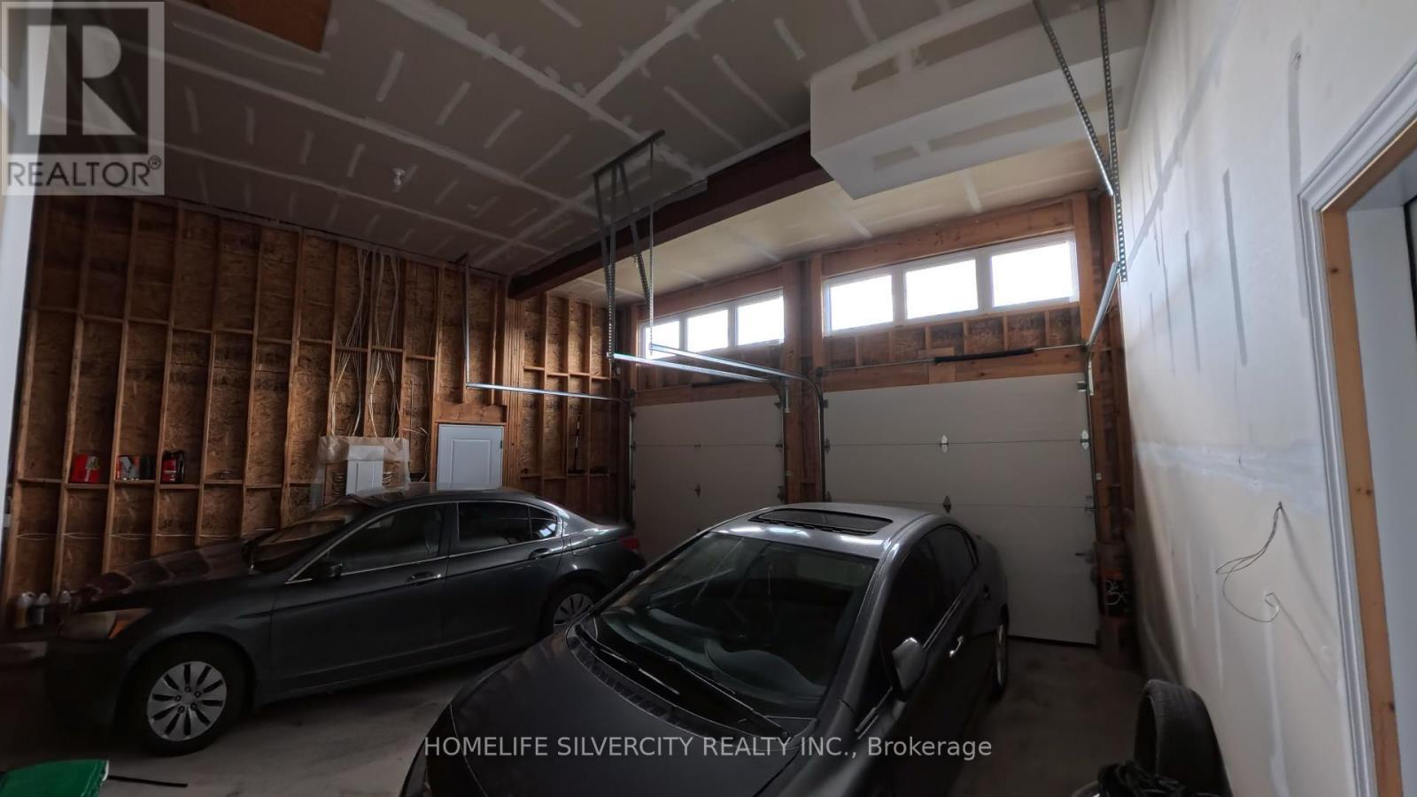 550 Bonaventure Court, Greater Sudbury, ON - Indoor Photo Showing Garage