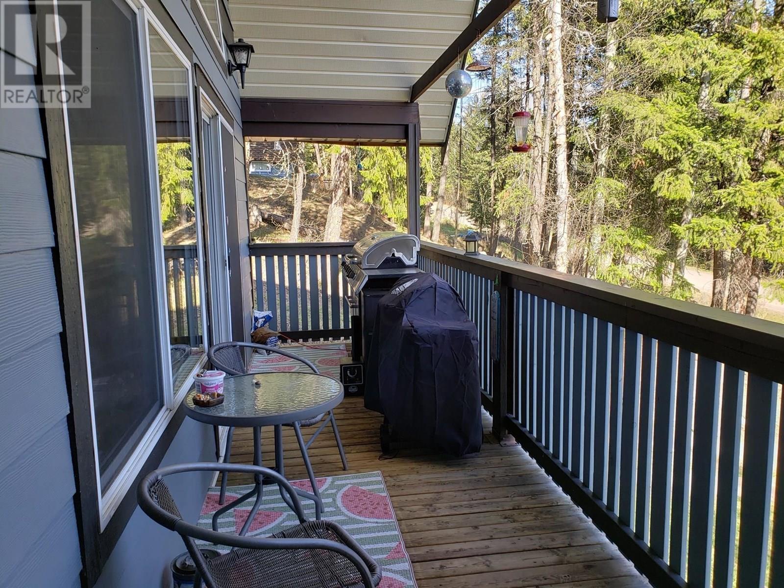 7589 Julsrud Road, Lone Butte, BC - Outdoor With Exterior