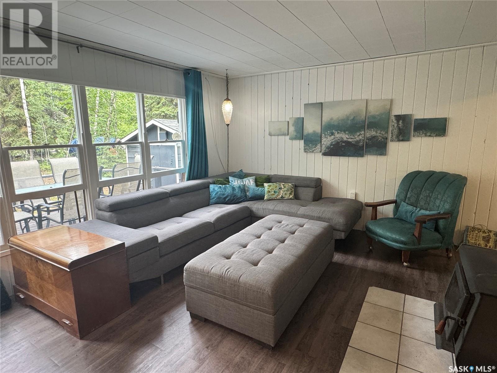 1504 Spruce Street, Northern Admin District, SK - Indoor Photo Showing Living Room