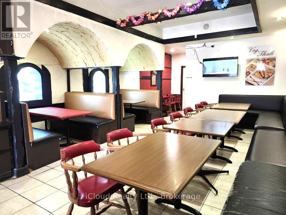 5991 Lundy'S Lane, Niagara Falls, ON